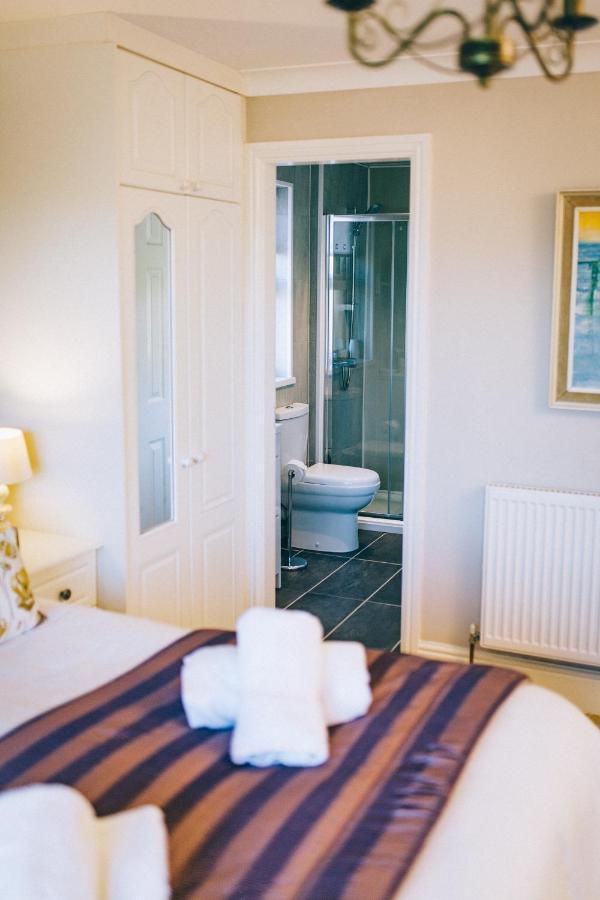 Ferlas Bed And Breakfast Penrhyndeudreath Εξωτερικό φωτογραφία